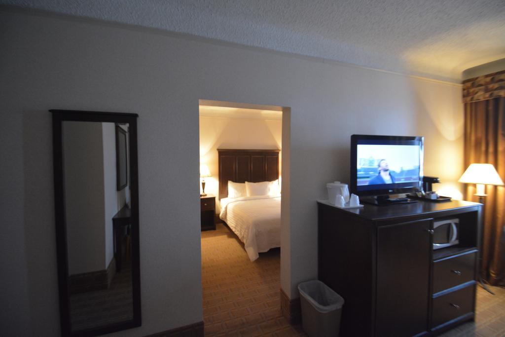 Prince Arthur Waterfront Hotel & Suites Thunder Bay Exteriör bild